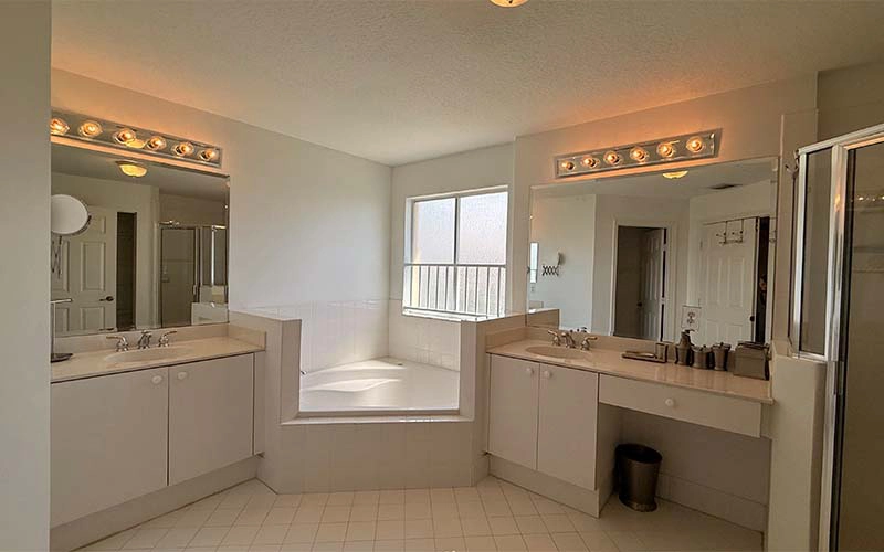 11510 NW 67 Te Doral, FL 33178