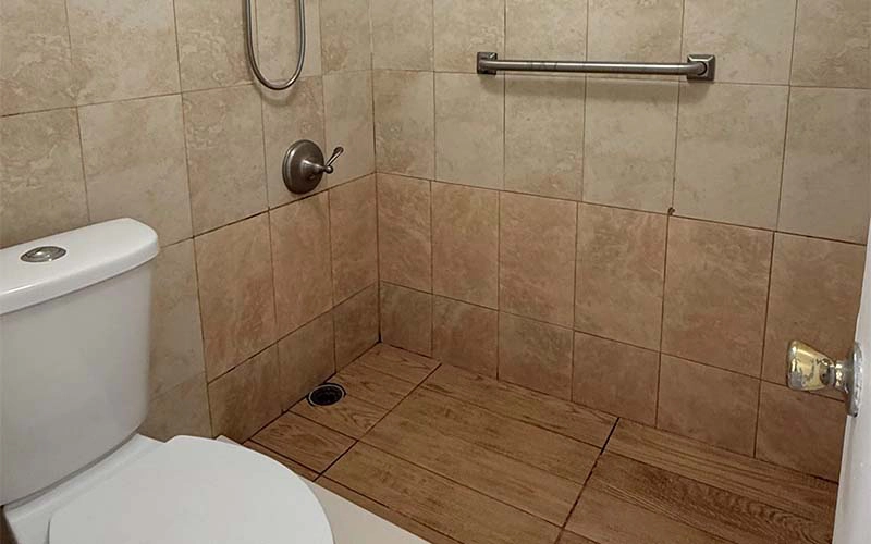 1950 W 56 ST #2210 Hialeah Fl 33012
