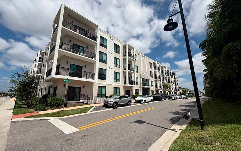 8001 NW 41 St #207 Doral, FL 33166