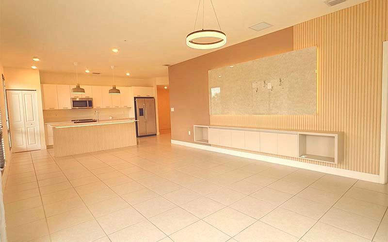 8001 NW 41 St #207 Doral, FL 33166