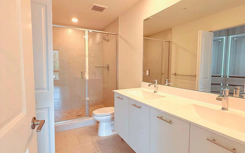 8001 NW 41 St #207 Doral, FL 33166