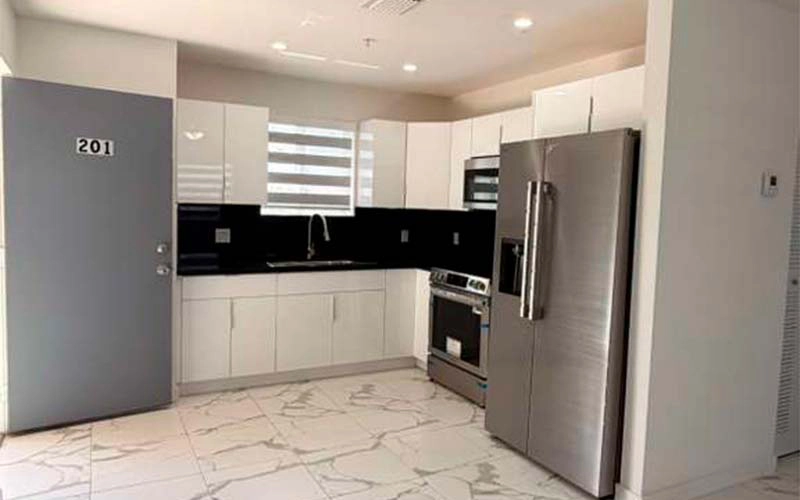 811 E 52nd St, Hialeah, FL 33013