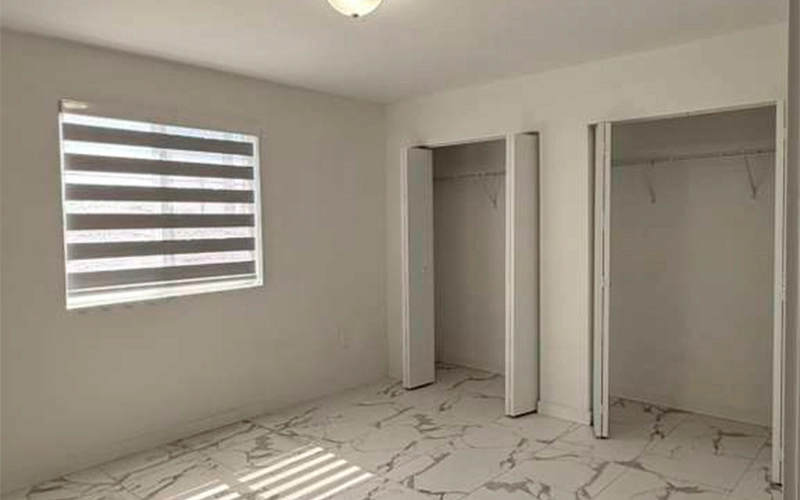 811 E 52nd St, Hialeah, FL 33013