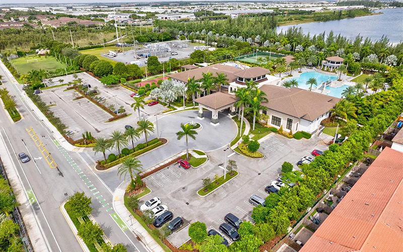 8878 NW 103rd Ave, Doral, FL 33178