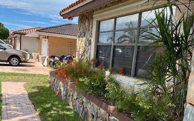 1926 SW 136th Pl Miami, FL 33175