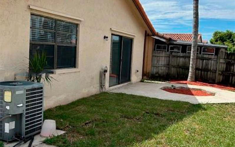 1926 SW 136th Pl Miami, FL 33175