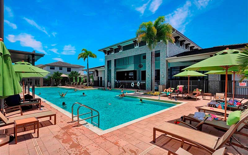 15846 NW 91st Ct Miami Lakes, FL 33018