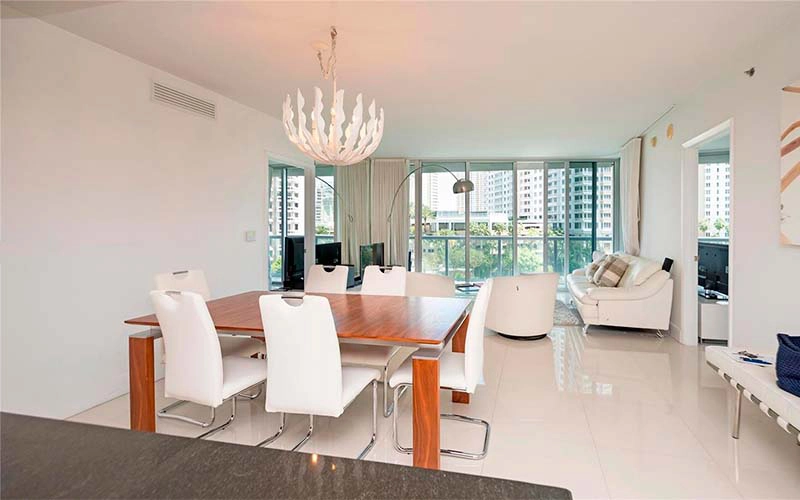 495 Brickell Ave Miami, fl 33131