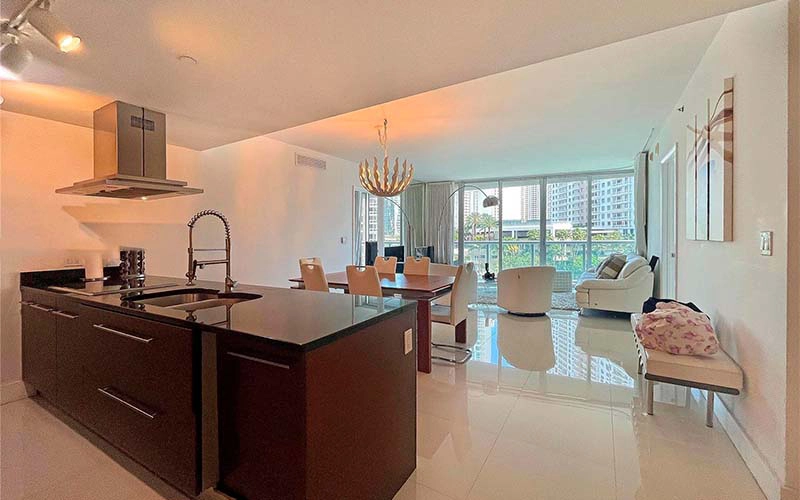 495 Brickell Ave Miami, fl 33131