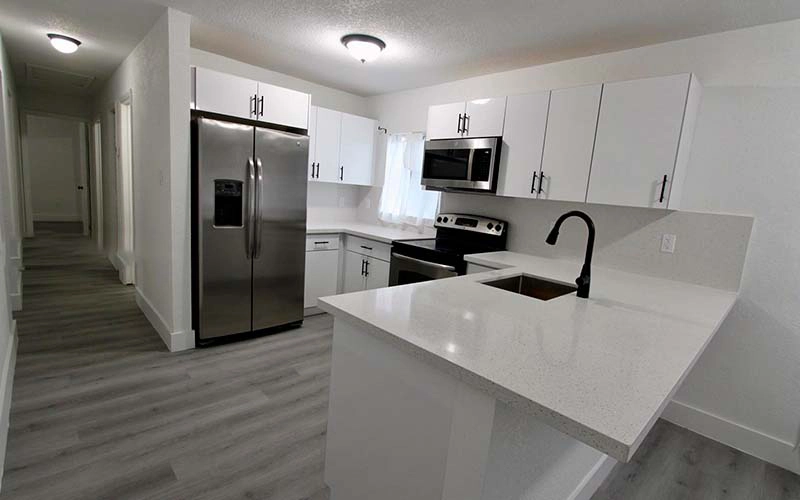 2290 NW 51st Ter Miami, FL 33142