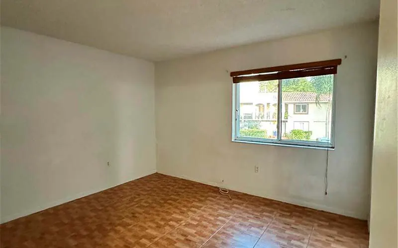 551 NW 82nd Ave Miami, FL 33126