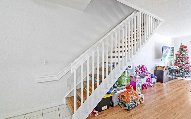 761 SW 148th Ave Sunrise, FL 33325