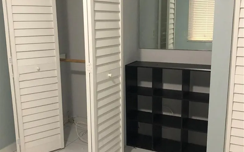 8625 NW 8th St Miami, FL 33126