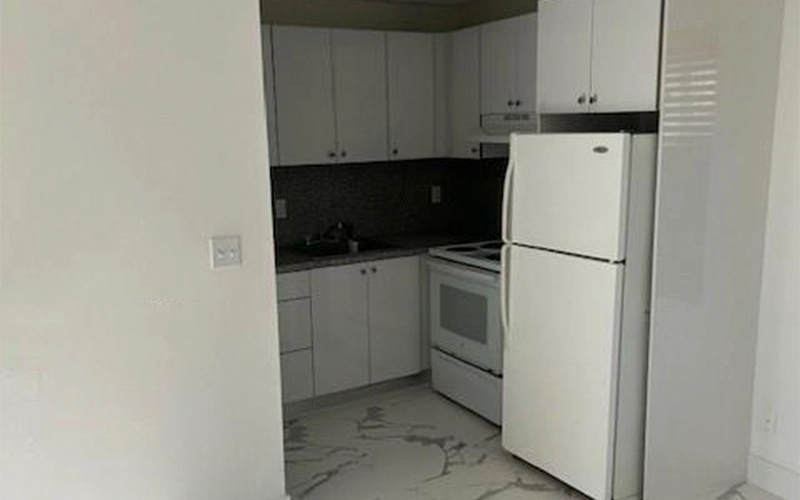 681 W 81st St Hialeah, FL 33014
