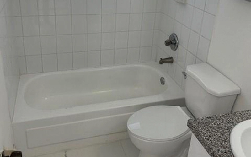 681 W 81st St Hialeah, FL 33014