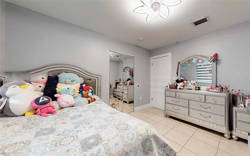 734 SW 8th Ter Florida City, FL 33034