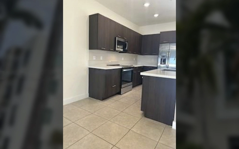 4640 NW 84th Ave Doral, FL 33166