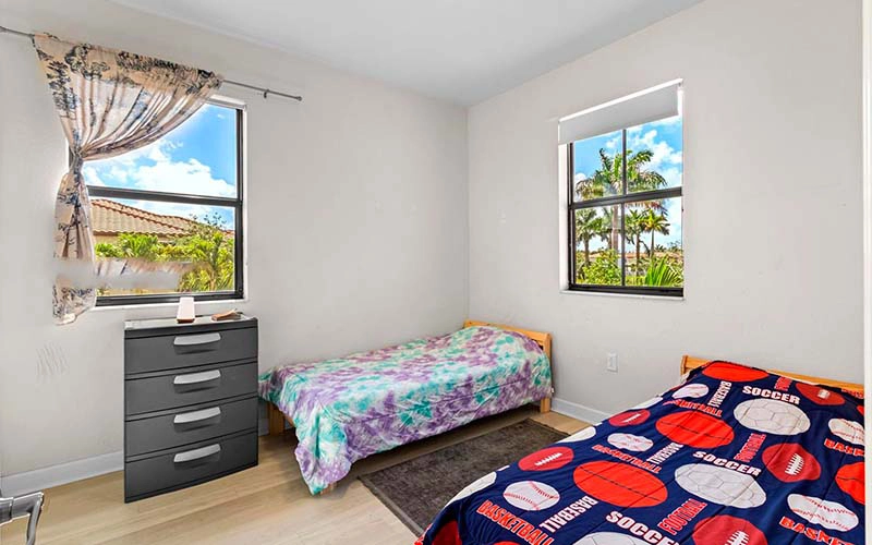 3361 W 89th Ter Hialeah, FL 33018