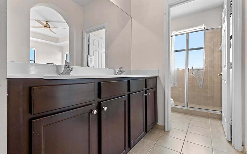 3361 W 89th Ter Hialeah, FL 33018