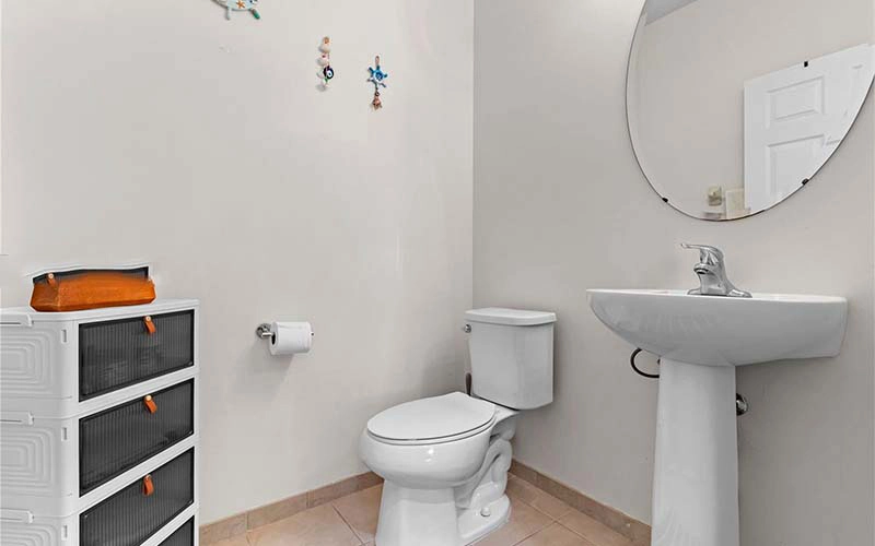 3361 W 89th Ter Hialeah, FL 33018