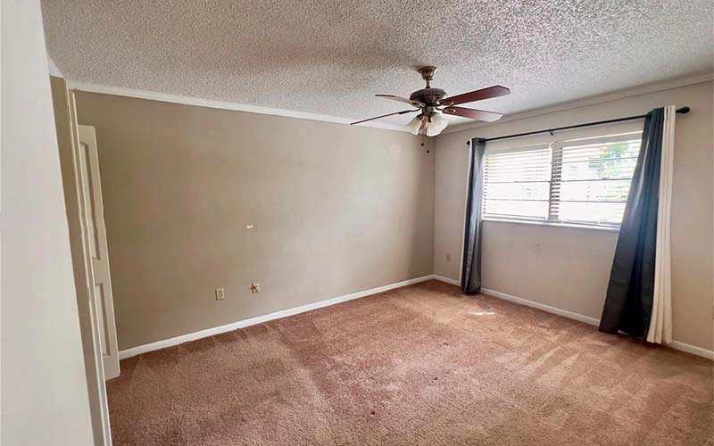 18286 Mediterranean Blvd Hialeah, FL 33015