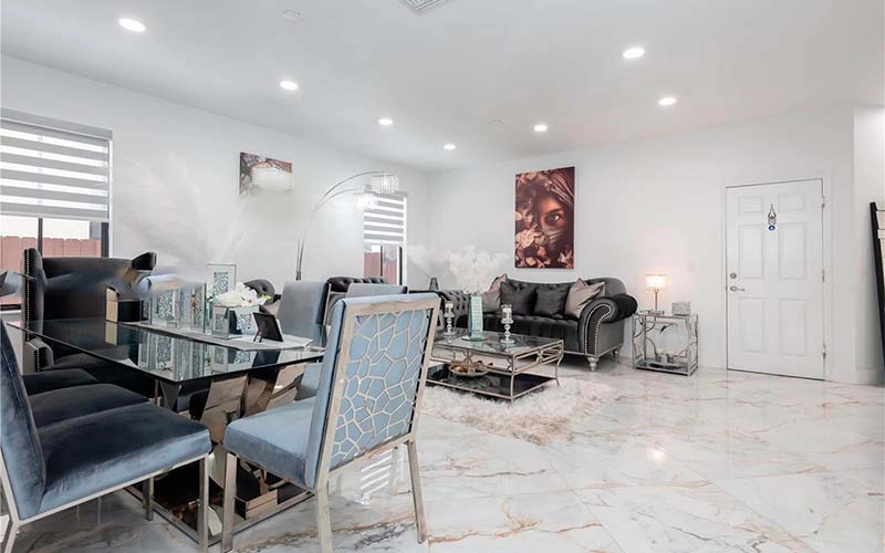 8885 NW 100th Pl Doral, FL 33178