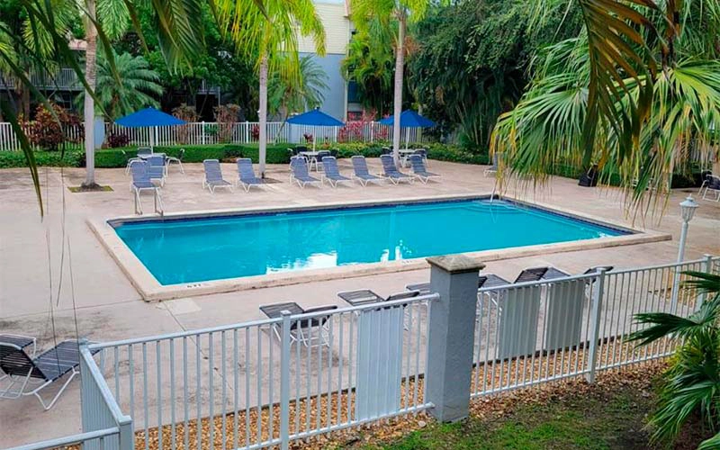 4600 SW 67th Ave Miami, FL 33155