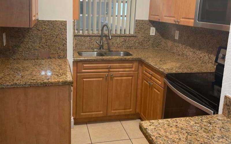 8810 Fontainebleau Blvd Miami, FL 33172
