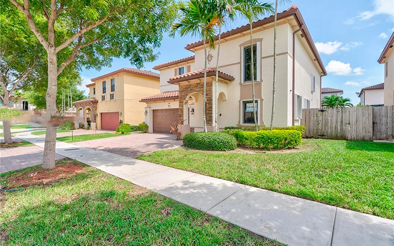 15166 SW 119th St Miami, FL 33196