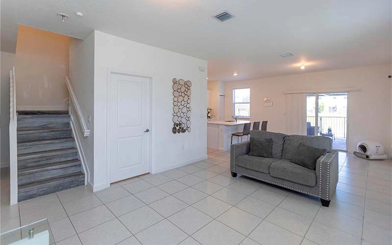 12561 NW 23rd Pl, Miami, FL 33167