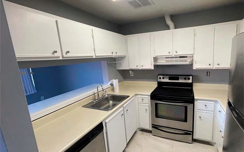 5851 W 20th Ave Hialeah, FL 33012
