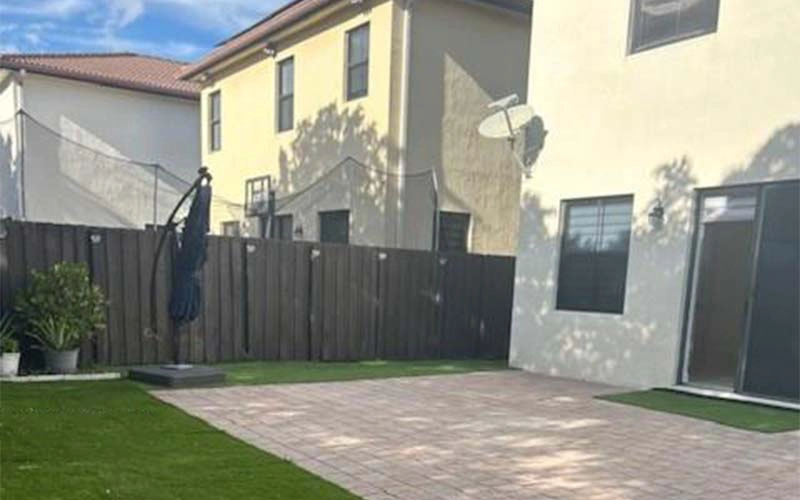 8660 NW 101st Pl Doral, FL 33178