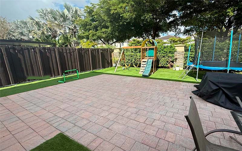 8660 NW 101st Pl Doral, FL 33178