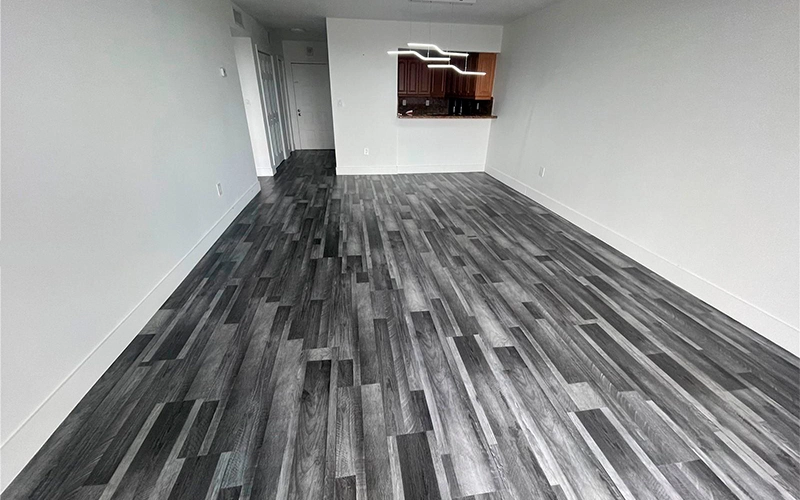 6930 Miami Gardens Dr Hialeah, FL 33015