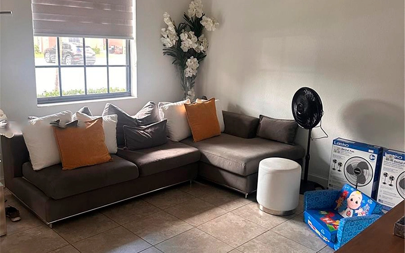 8867 W 35th Way Hialeah, FL 33018