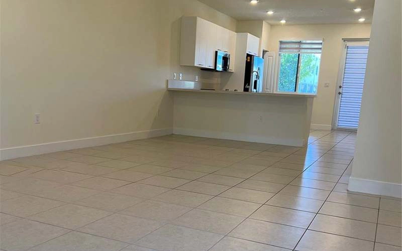 10270 NW 66 St Doral, FL 33178