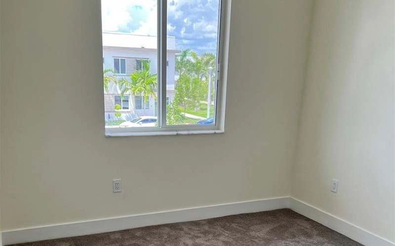 10270 NW 66 St Doral, FL 33178