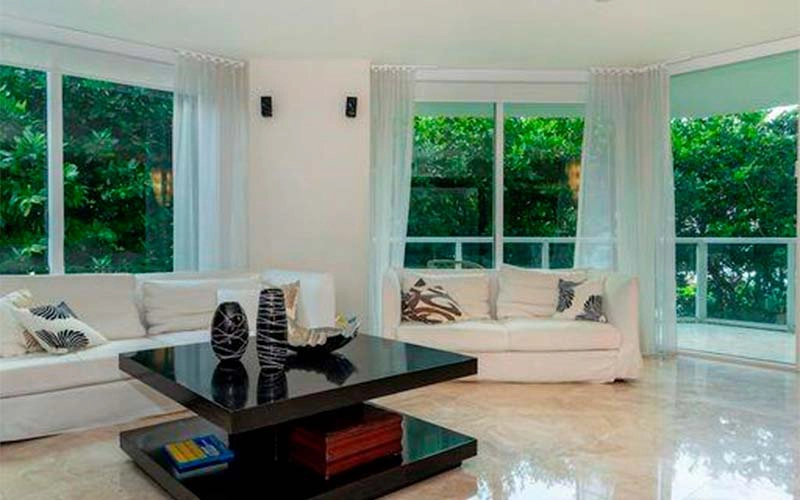 200 Sunny Isles Blvd, Sunny Isles Beach, FL 33160