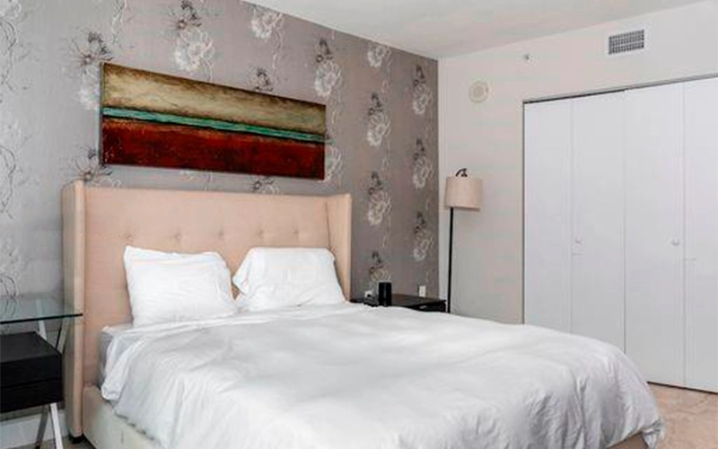 200 Sunny Isles Blvd, Sunny Isles Beach, FL 33160