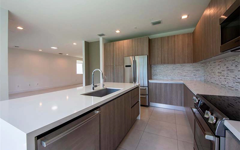 6839 NW 103rd Ave, Doral, FL  33178