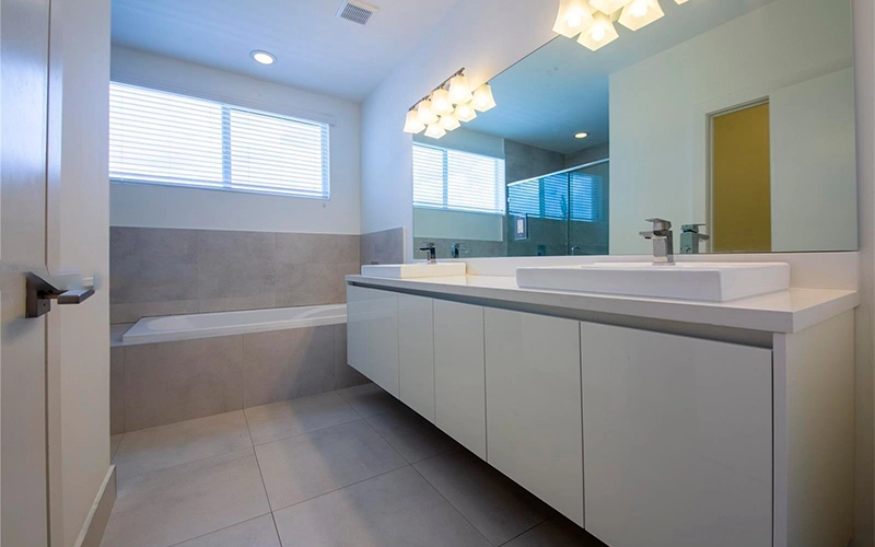 6839 NW 103rd Ave, Doral, FL  33178