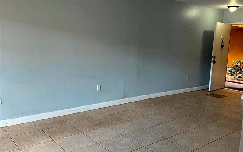 9705 Fontainebleau Blvd  Miami, FL 33172