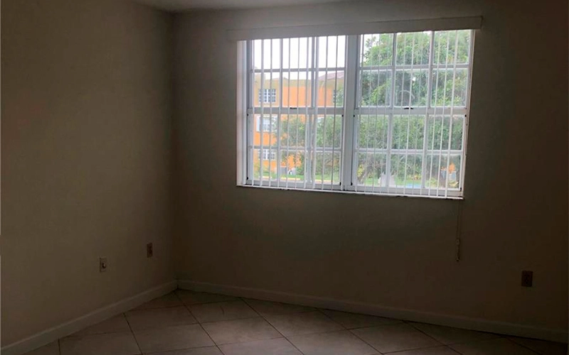 9705 Fontainebleau Blvd  Miami, FL 33172