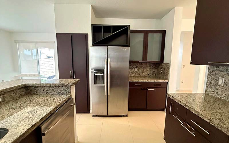 10802 84th Ln, Doral 33178