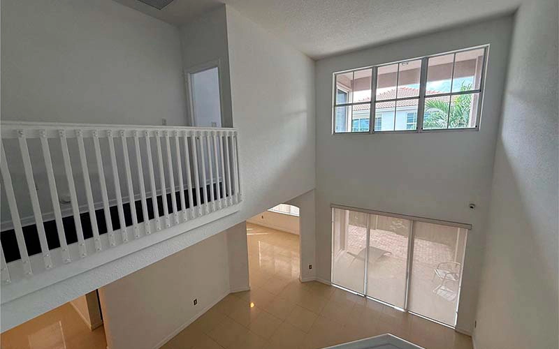 10802 84th Ln, Doral 33178