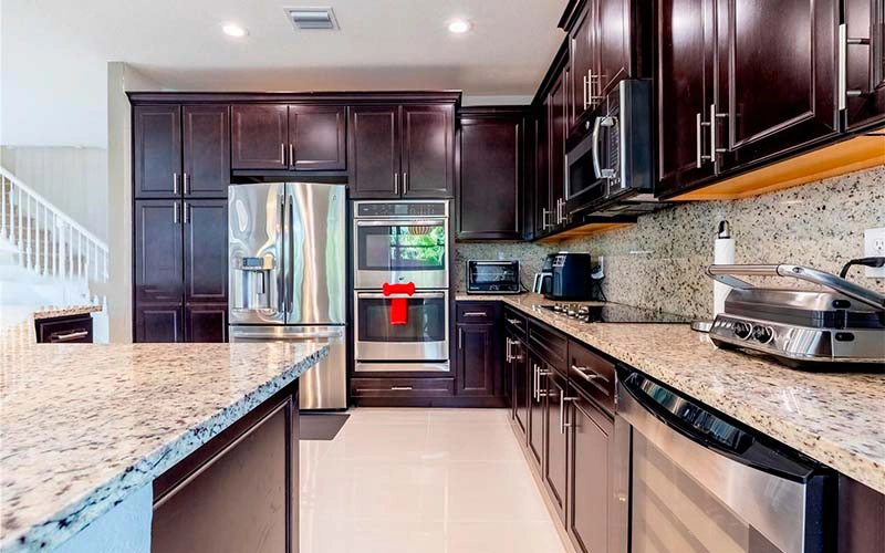 8777 NW 102nd Ct Doral, FL 33178