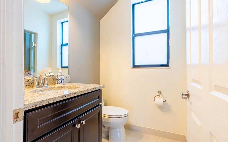 8777 NW 102nd Ct Doral, FL 33178