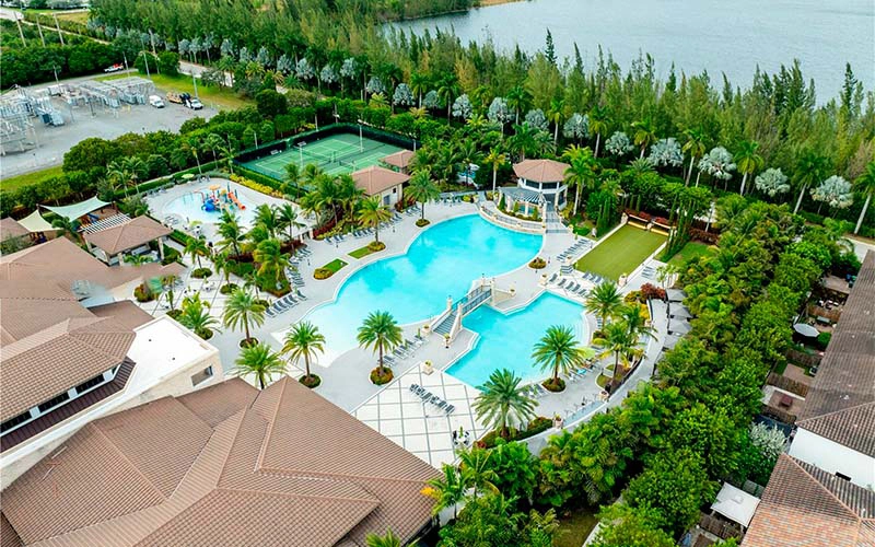 8777 NW 102nd Ct Doral, FL 33178