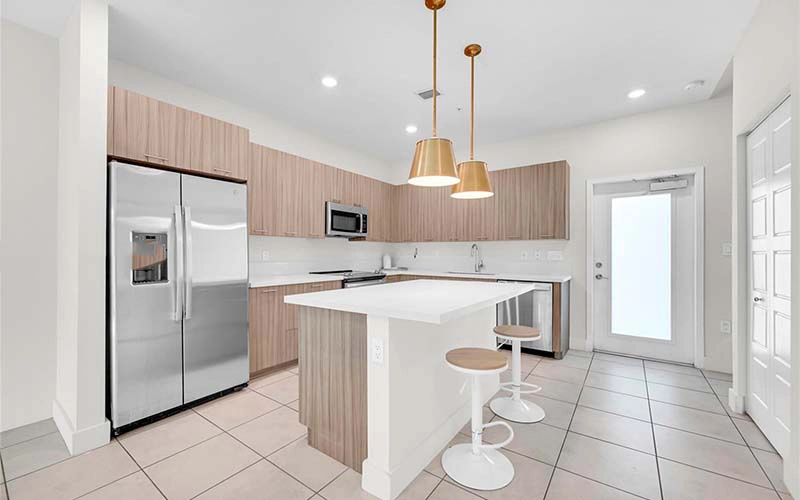 8301 NW 41st St Doral, FL 33166