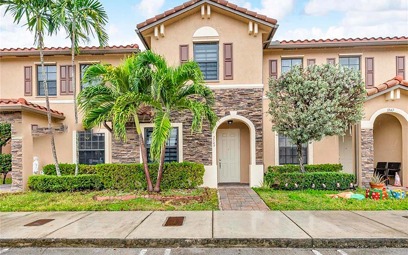 3549 89th Pl, Hialeah 33018